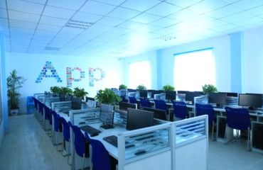 學習軟件開發，來江西新華電腦看看網絡技術服務